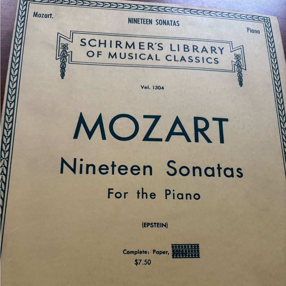 Mozart Nineteen Sonatas for Piano Sheet Music - Picture 3 of 15